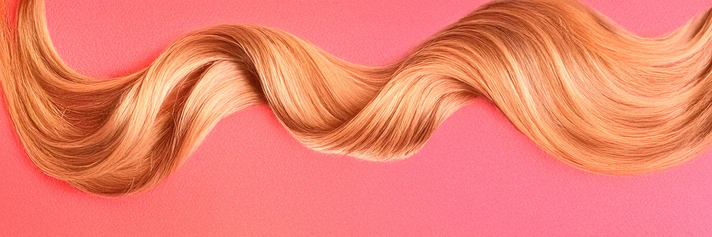Guía Completa para Cuidar el Cabello Rizado y Potenciar su Belleza Natural