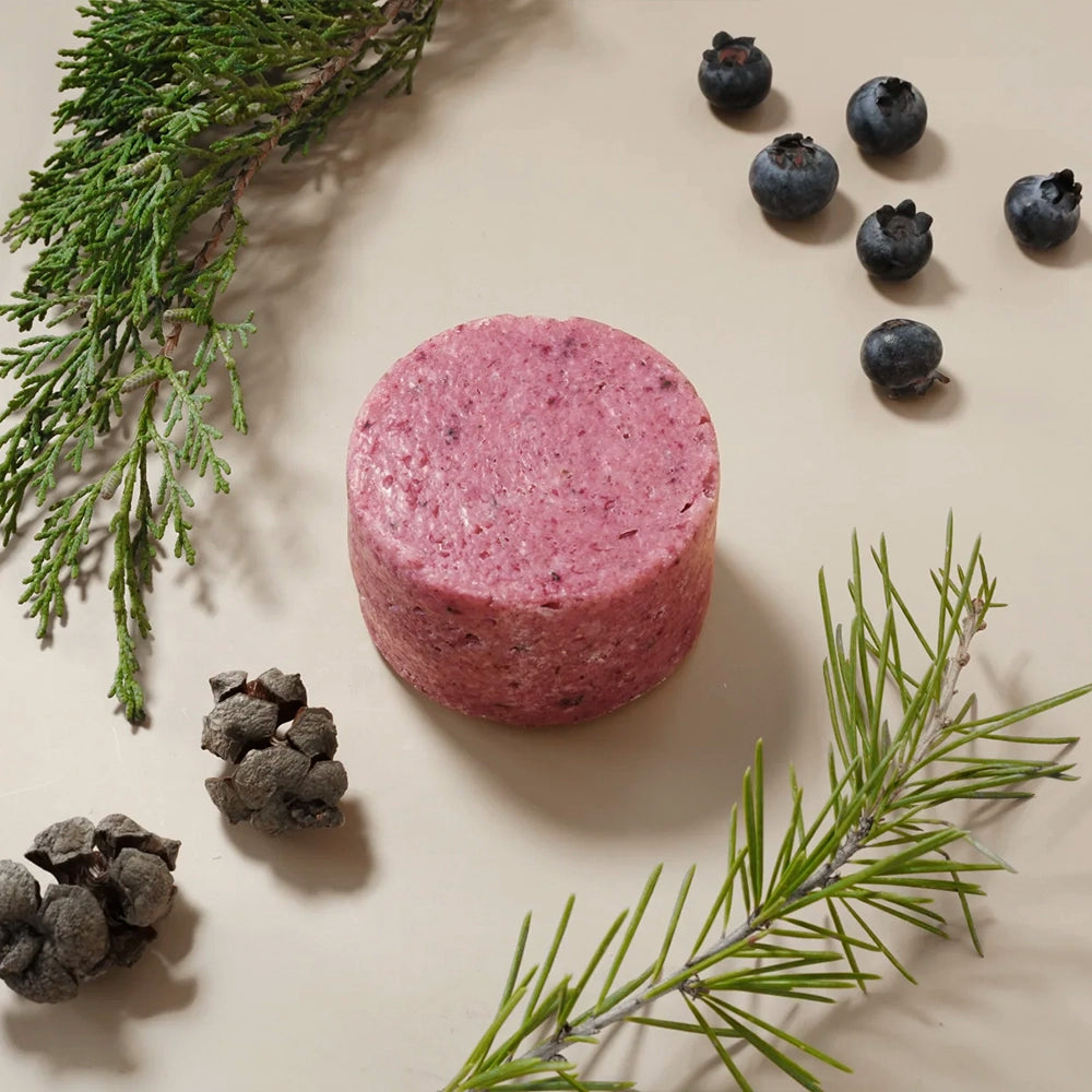 TUNDRA - Soothing Shampoo with Icelandic Lichen, Blueberry and Cedarwood Essentials