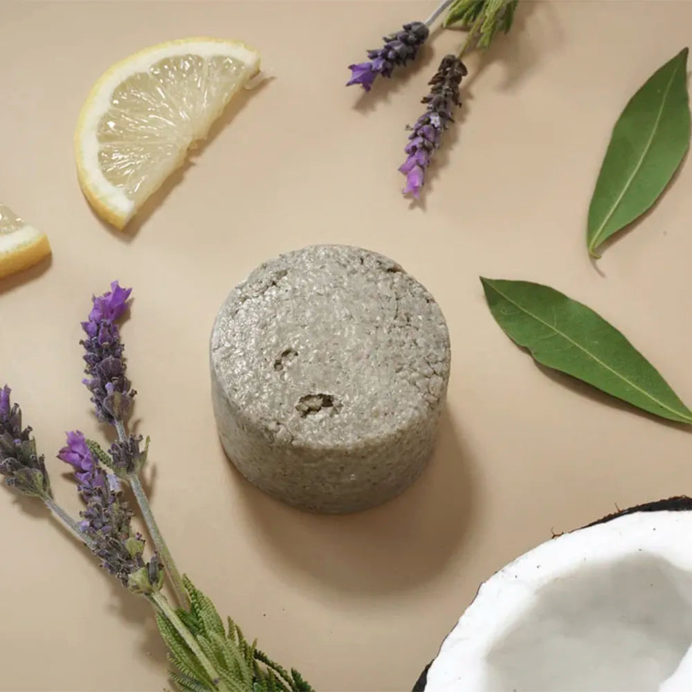 JORDAN – Dermatitis shampoo. Dead Sea mud, oats, and lemongrass essential oil.